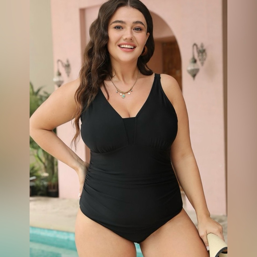 Elegant Black Women's Swimsuit